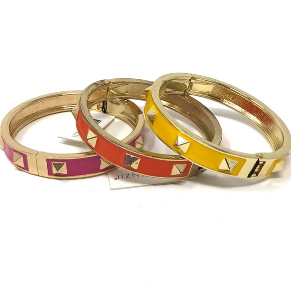 Set of 9 - Pyramid Motif Hinged Bangles - Picture 3 of 7